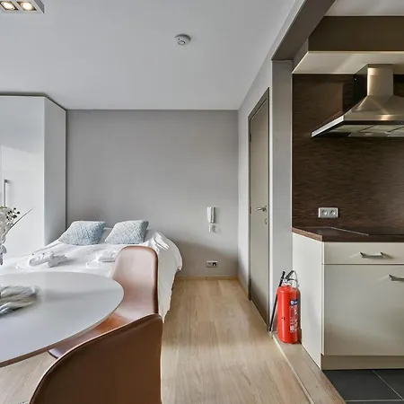 Διαμέρισμα Bright Studio Close To The Beachfront!