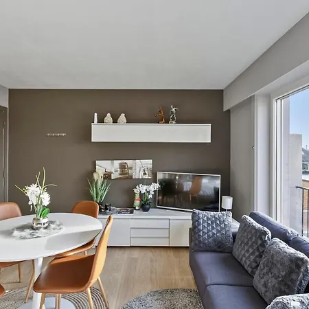 Διαμέρισμα Bright Studio Close To The Beachfront! *
